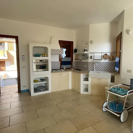 Con Giardino A Due Passi Dal Mare.