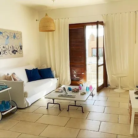 Con Giardino A Due Passi Dal Mare. Apartment *