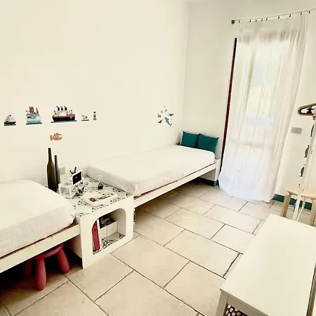 Con Giardino A Due Passi Dal Mare. San Vito Lo Capo